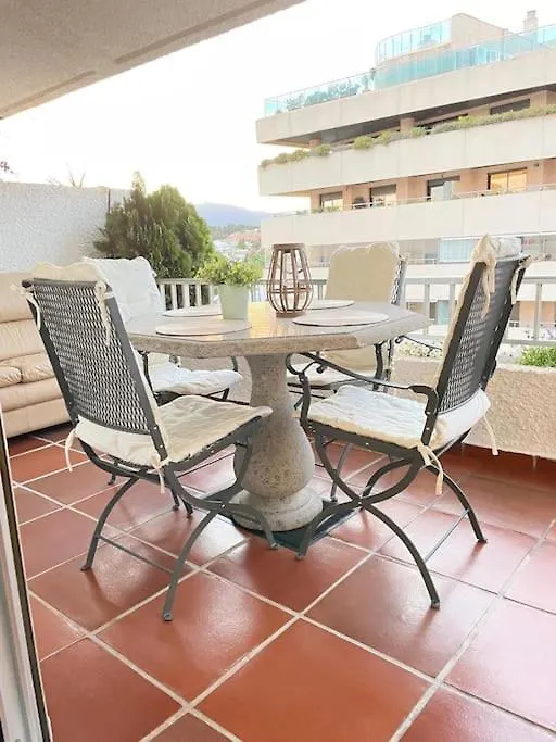 Beautiful Marbella Apartment 0*,